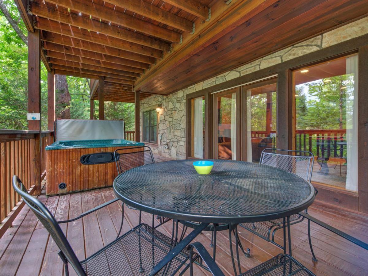 Above The Clouds, 4 Bedrooms, Pool Access, Private, Gaming, Sleeps 16 Gatlinburg Luaran gambar