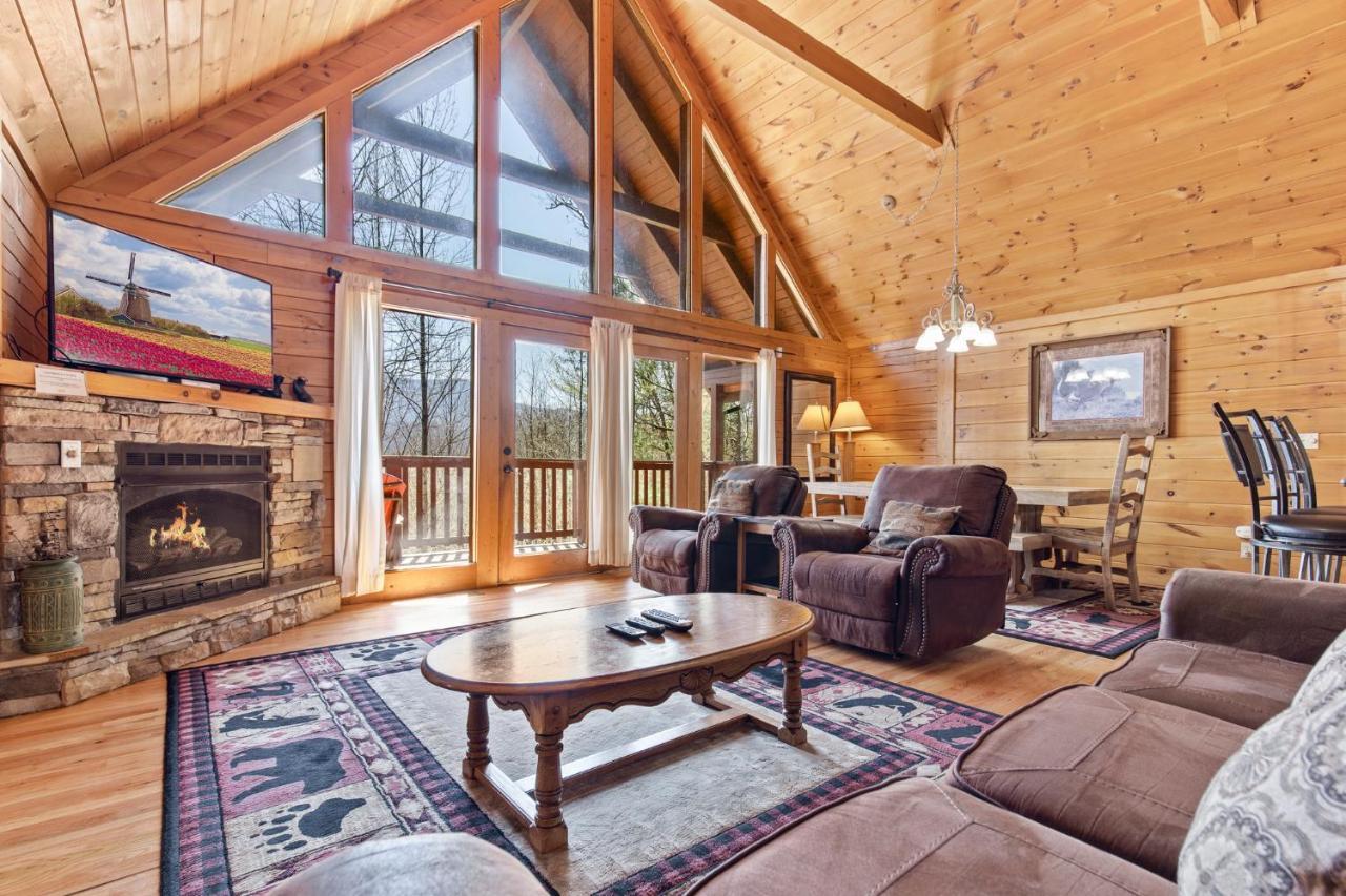 Above The Clouds, 4 Bedrooms, Pool Access, Private, Gaming, Sleeps 16 Gatlinburg Luaran gambar