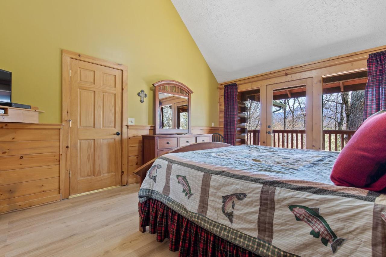 Above The Clouds, 4 Bedrooms, Pool Access, Private, Gaming, Sleeps 16 Gatlinburg Luaran gambar