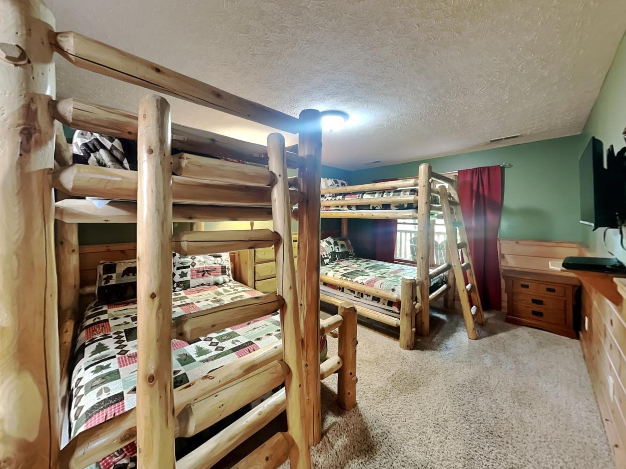 Above The Clouds, 4 Bedrooms, Pool Access, Private, Gaming, Sleeps 16 Gatlinburg Luaran gambar